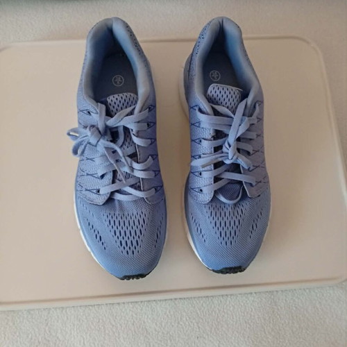Women's summer athletic shoes like new, size 38, blue