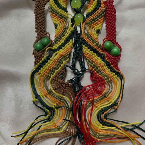 Macrame necklace like new, red and multicolored handmade