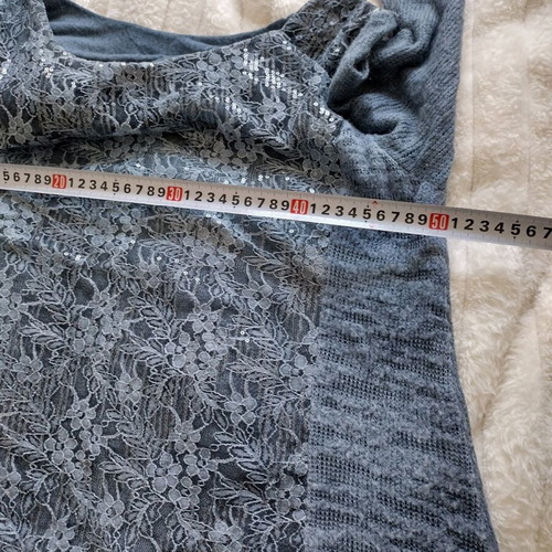 Italian blouse with lace and sequins like new