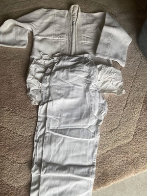 Judo suit used, small size, pants 50 jacket 146
