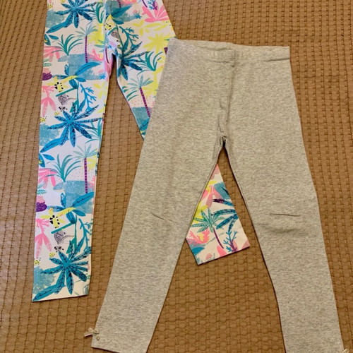Girls' seasonal clothes size 5-6 like new, pack of 13 pieces