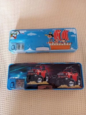 Boy's pencil cases used, set of 2 pieces