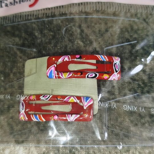Set of 8 red hair clips new