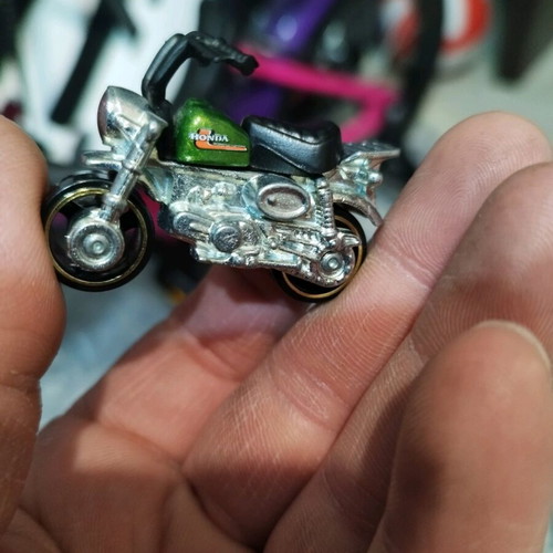 Honda Monkey Z50 Motorcycle 1961-1974 used, rare 1:64 scale Mattel