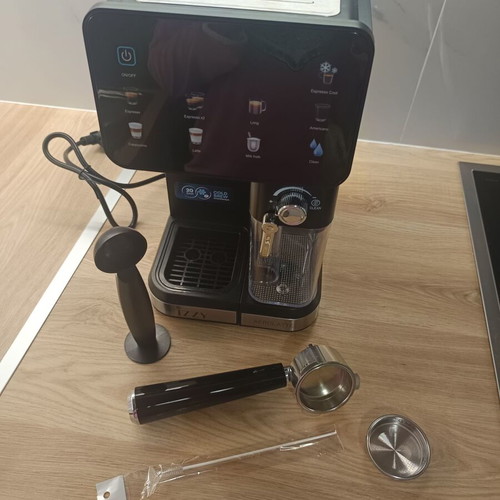 Issy Espresso Coffee Maker like new