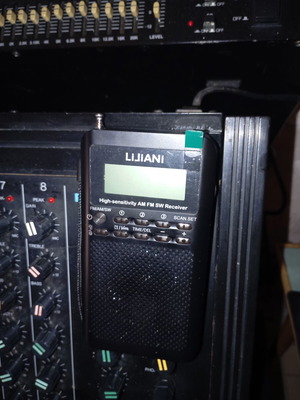 Lijiani high-sensitivity AM FM SW radio receiver