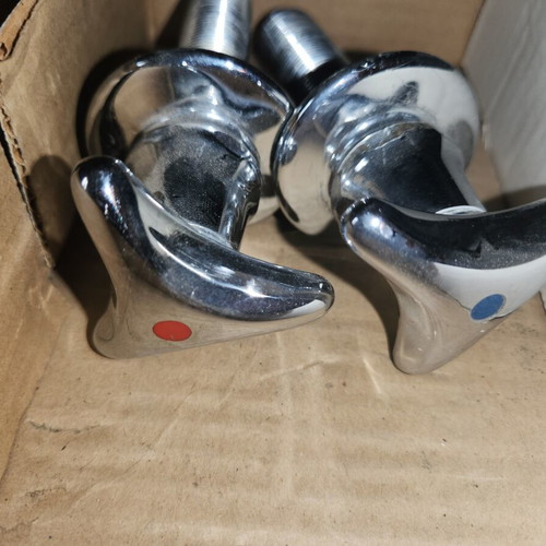 Vintage faucet handles Canada set of 2, new