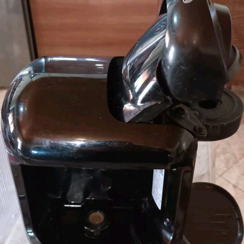 BOSH TASSIMO καφετιέρα μεταχειρισμένη, για ανταλλακτικά με θέμα στο δοχείο νερού
