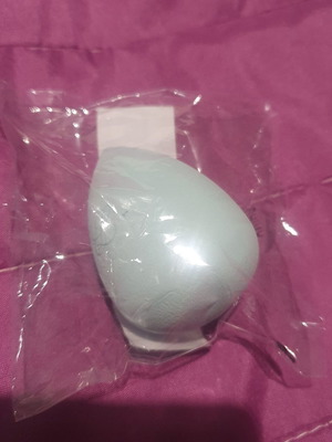 Estee Lauder makeup sponge new, sealed