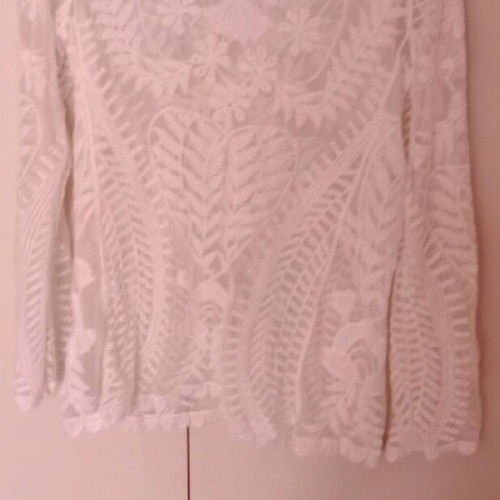 100% Cotton embossed semi-transparent blouse like new, white, size S