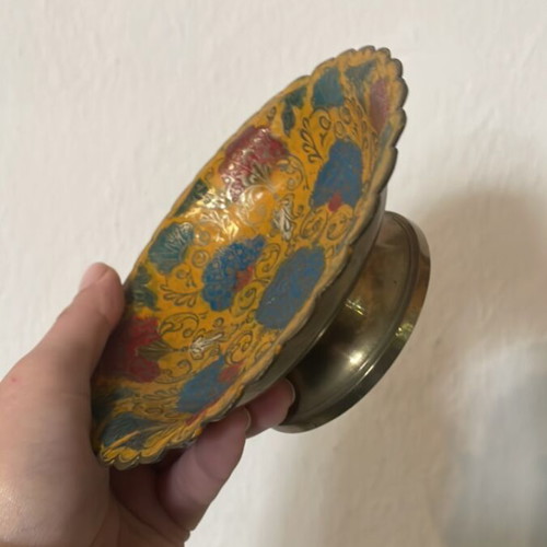 Bronze bowl carved with brass vintage designs like new