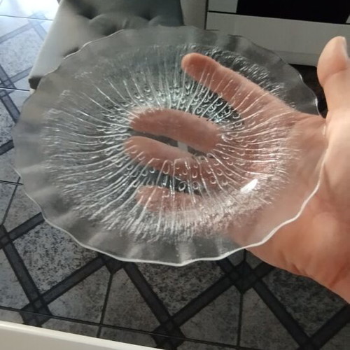 Serving plates set of 5, new