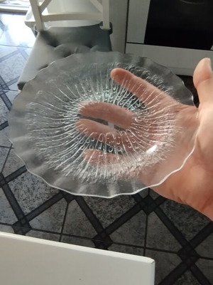 Serving plates set of 5, new