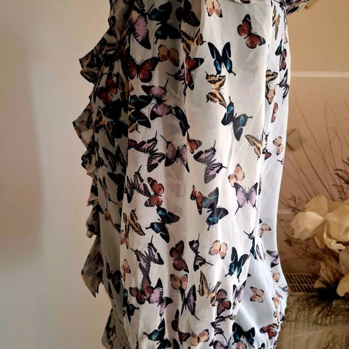 Ted Baker Butterfly blouse beige, like new, size M