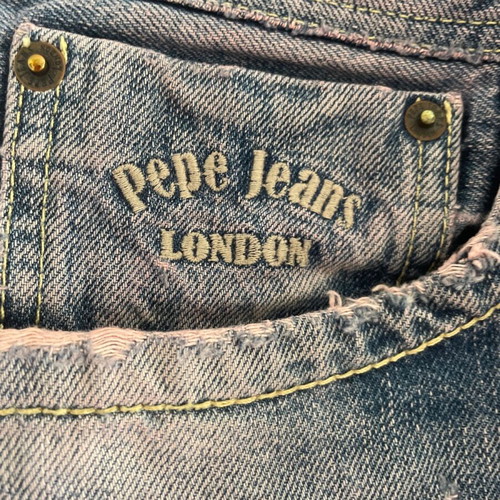Pepe Jeans boyfriend denim bermuda shorts in distress style, stonewashed, pink shades