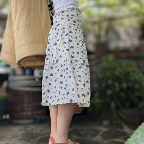 Sezane skirt used, floral, white, size XS