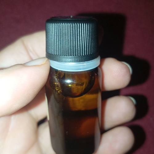 Strawberry essential oil like new