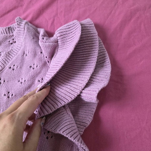 Knitted blouse with ruffles like new, pink and purple, size XL