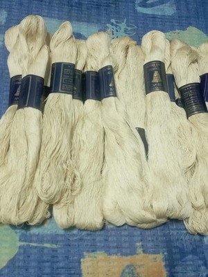 Dantelonyma No 60 DMC beige new, pack of 14 pieces