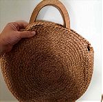  Ψάθινη τσάντα ZARA με ξύλινα χερούλια