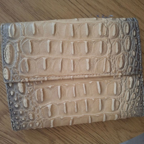 Leather wallet new beige