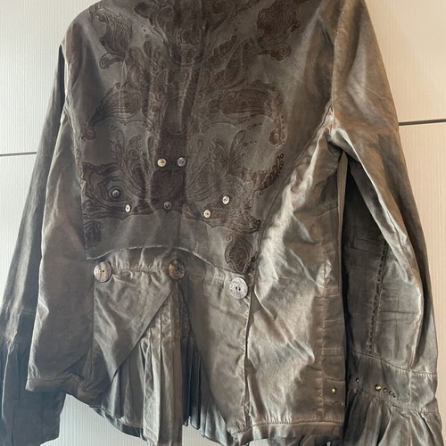 Botega shirt like new, unique elegant design