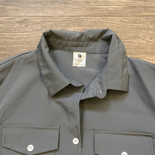 Women's Shirt gray size Small new, polyester blend