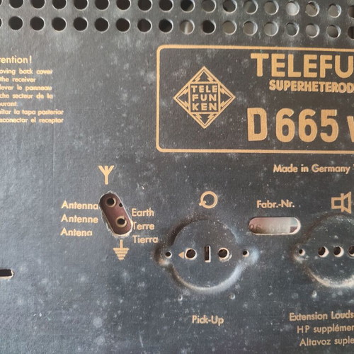 Telefunken D665 WK Trop radio used, 1950s tube model