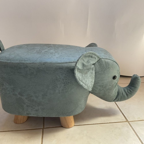 Stakkman Elephant Stool with Wooden Legs Like New, Green