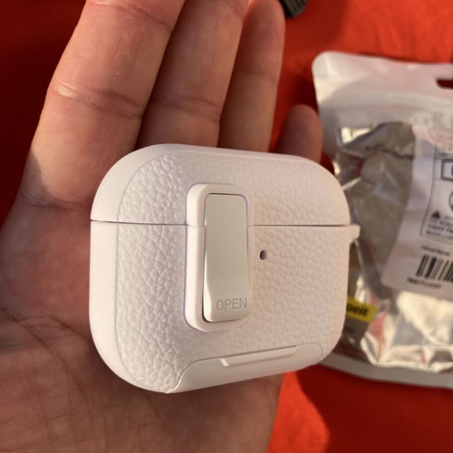 AirPods Pro 3 Premium quality case for wireless Bluetooth headphones new