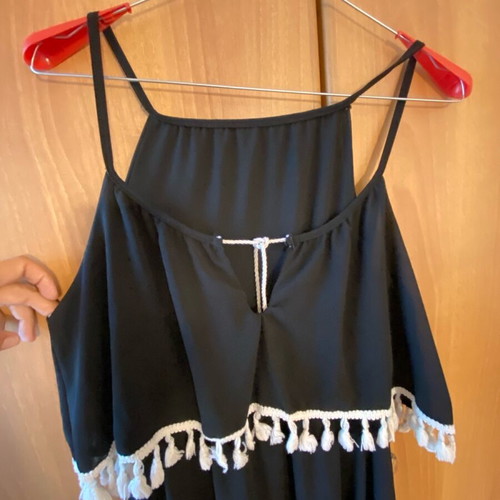 Long dress with spaghetti straps, new, black and beige