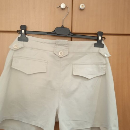 BSB shorts beige size large, like new