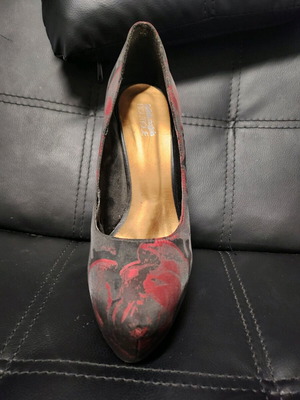Fullah Sugah pumps used, size 40, black and red