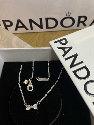 Pandora сребърно автентично колие панделка ново