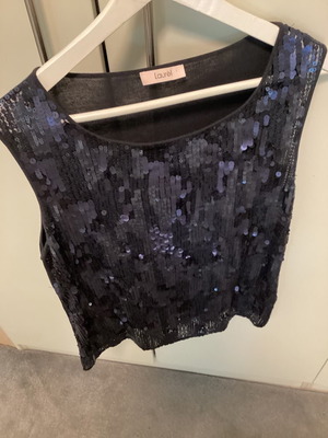 Laurel top new with knitted blue back and blue sequin front