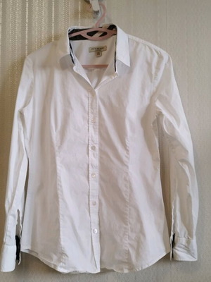 Γυναικείο πουκάμισο Burberry σαν καινούργιο, λευκό, μέγεθος S