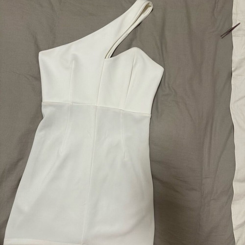 Iso white mini dress like new, size M