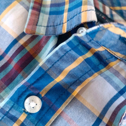 Tommy Hilfiger boys' checkered shirt like new, age 6-7