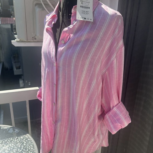 Zara oversized shirt new, white and pink, size XS