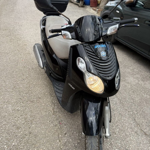 Piaggio Carnaby 125 scooter used, 15hp, blue, automatic