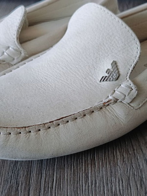 Armani Jeans loafers like new, suede cream color, size 39