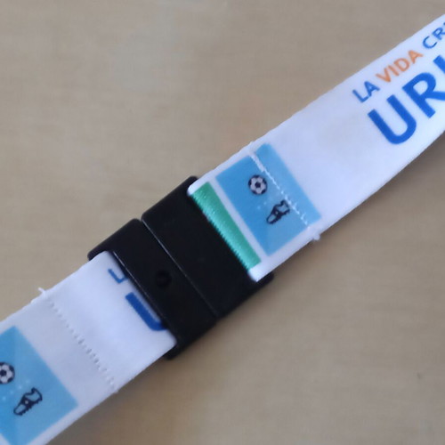 Uruguay Natural Lanyard with Plastic Clasp and Metal Clip new