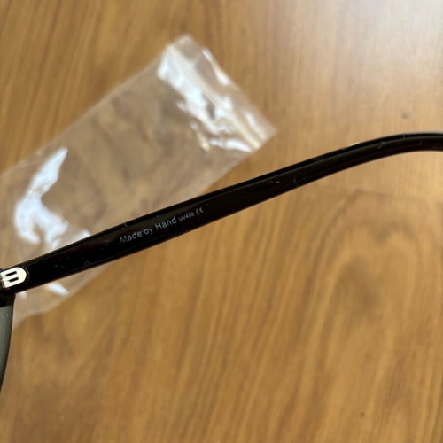 Cat eye sunglasses new, black