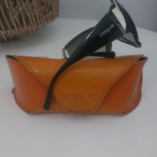 Vogue VO2418S women's sunglasses used, vintage, dark green