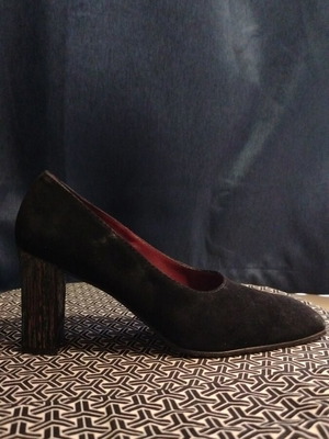 Vintage Di Sandro suede pumps used, black, size 37.5
