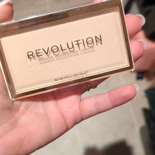 Revolution Matte Powder new for matte finish