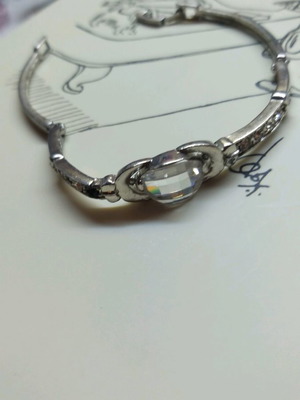 Bracelet used with strass