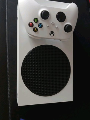 Xbox Series S κονσόλα σαν καινούργια με 500GB αποθήκευση και αυθεντικό χειριστήριο