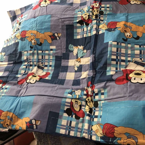Quilted children's blanket 100x120 like new
