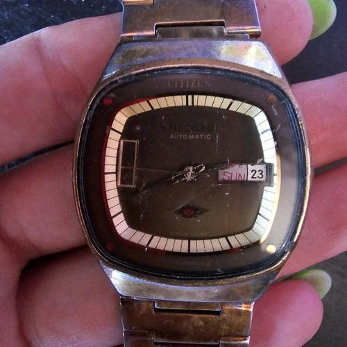 Citizen watch used, unknown working condition